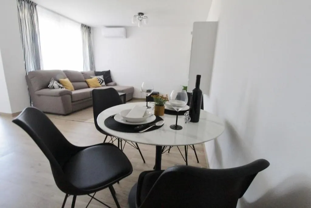 Guest house Apartments La Mar Zambratija Croatia